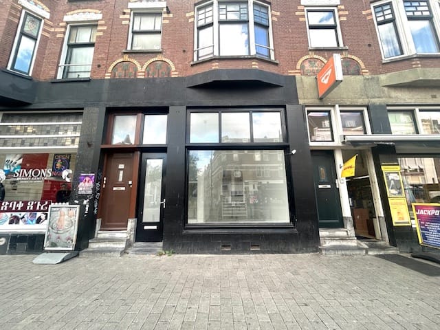 1e Middellandstraat 106-B, Rotterdam