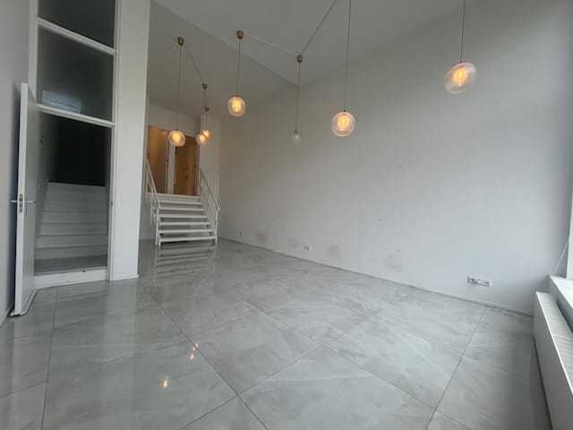 Bekijk foto 3 van 1e Middellandstraat 106-B