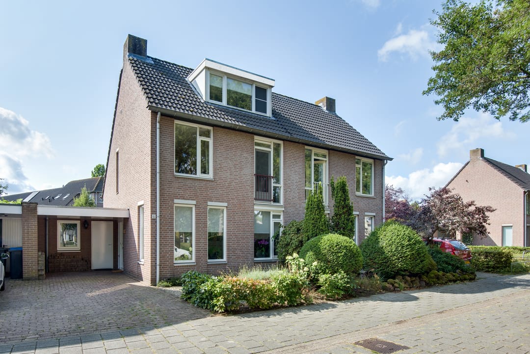 Foto 1 van Meester de Coloniastraat 6