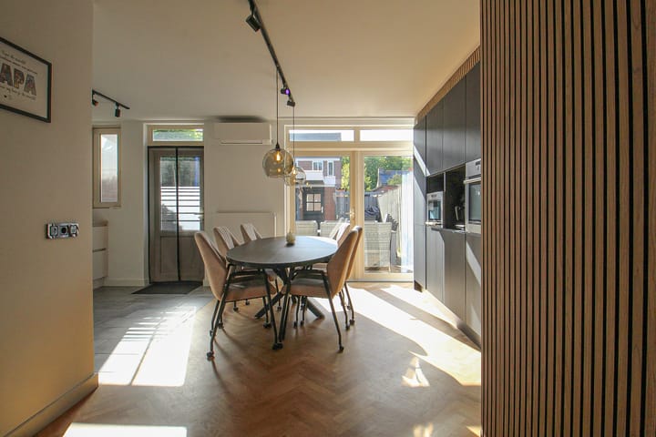 Foto 11 van Albinonistraat 129