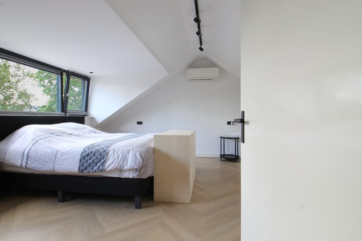 Foto 34 van Albinonistraat 129