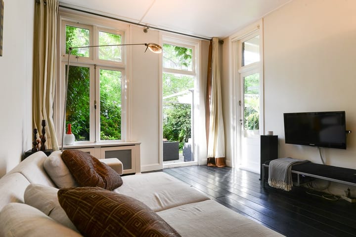 Photo 2 of J.J. Cremerplein 29-H