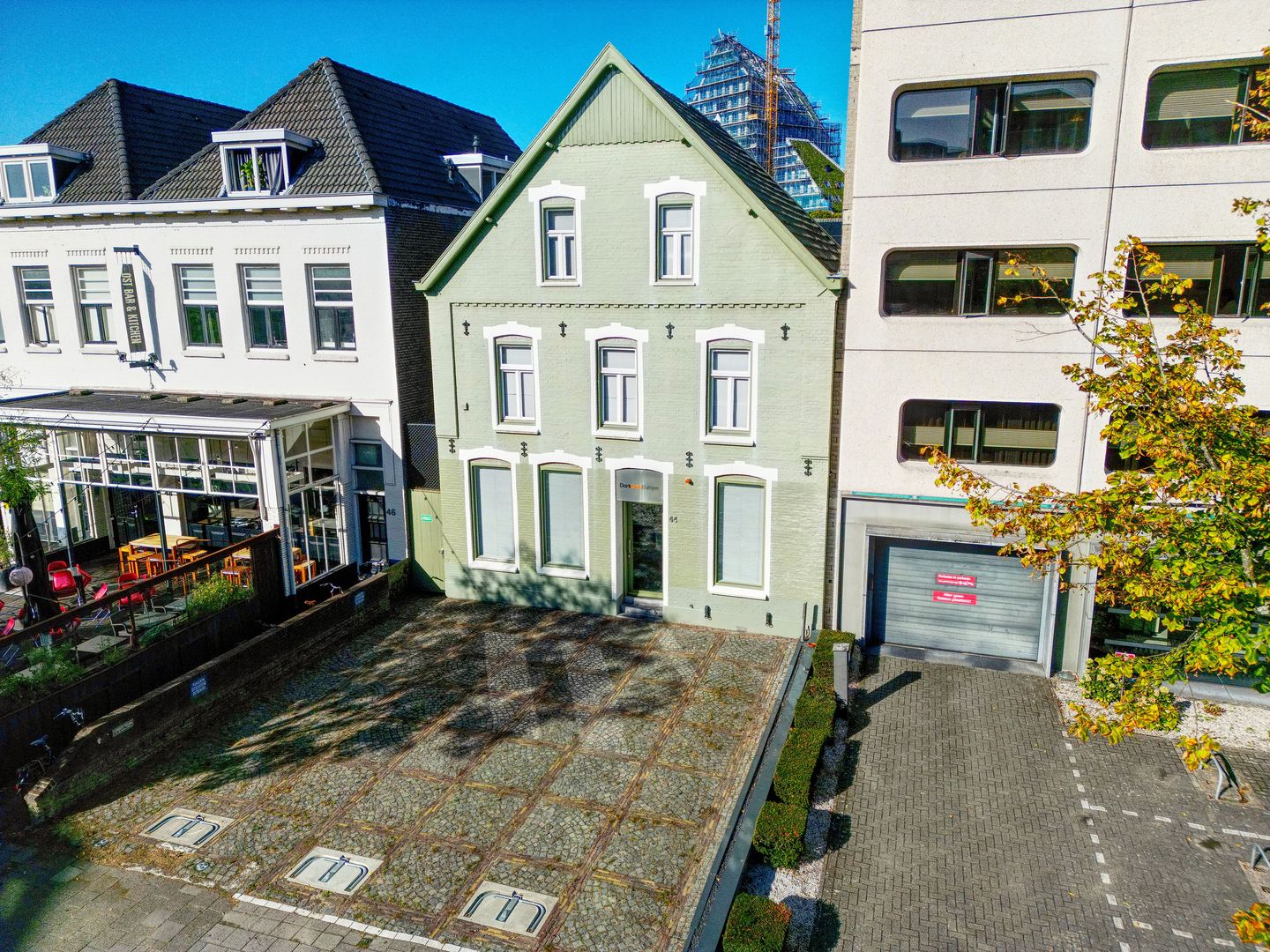 View photo 2 of Paradijslaan 44