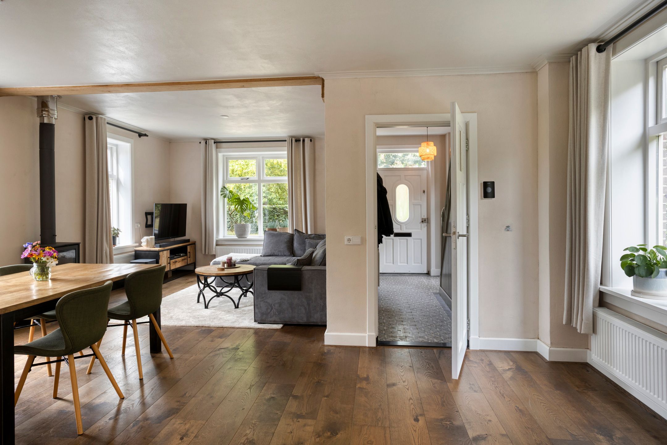 Foto 6 van Dochterenseweg 11