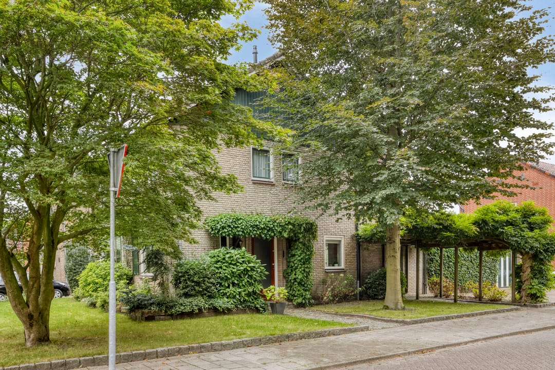 Photo 8 of Lansinkstraat 25