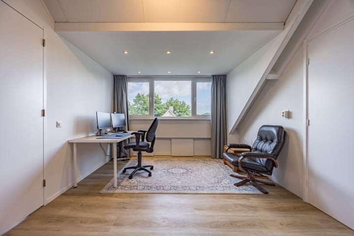 Photo 27 of Violier 17