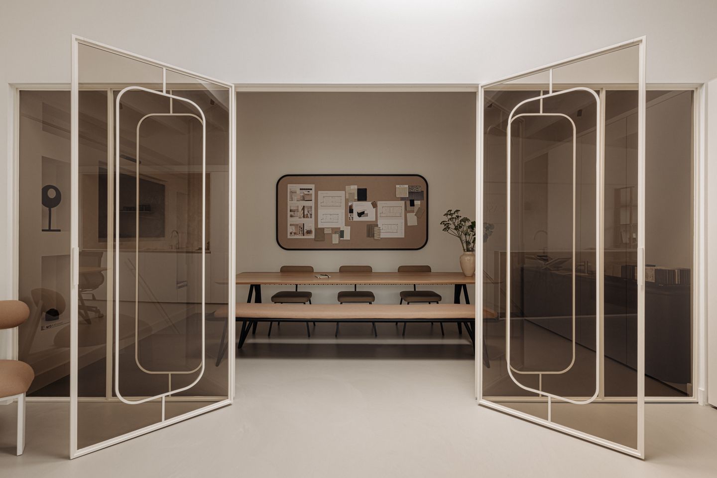 Bekijk foto 5 van Aalsmeerderweg 241-20