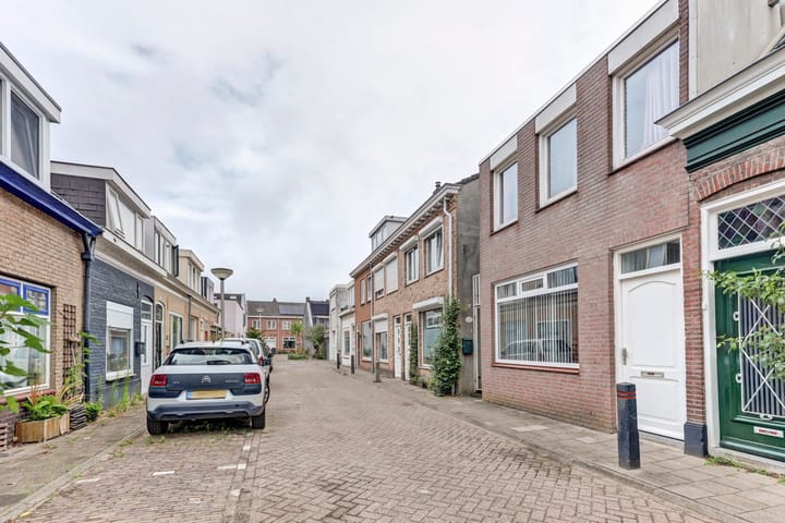 Foto 20 van Roggestraat 32