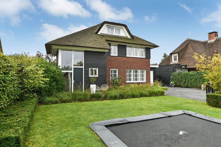 Laan van de Geallieerden 11