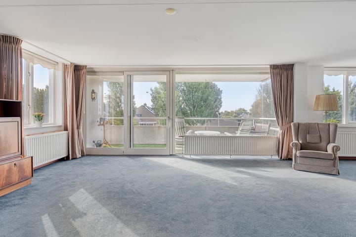 Photo 3 of Rosenburglaan 323