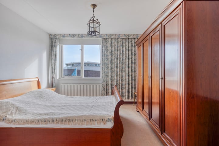 Photo 15 of Rosenburglaan 323