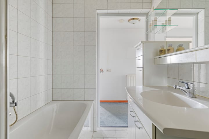 Photo 20 of Rosenburglaan 323