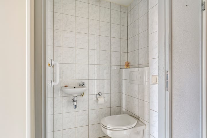 Photo 21 of Rosenburglaan 323