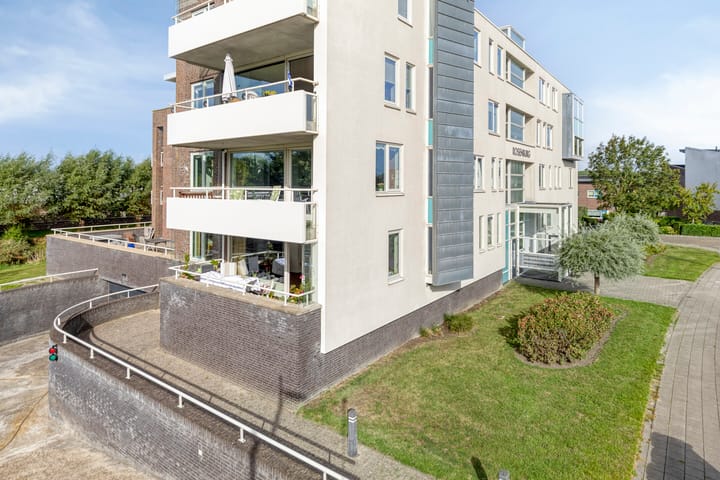 Photo 32 of Rosenburglaan 323