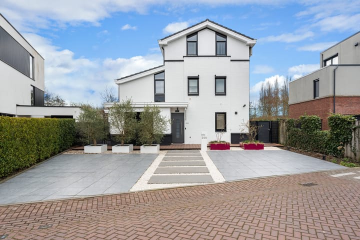 Foto 1 van Visserstuin 200