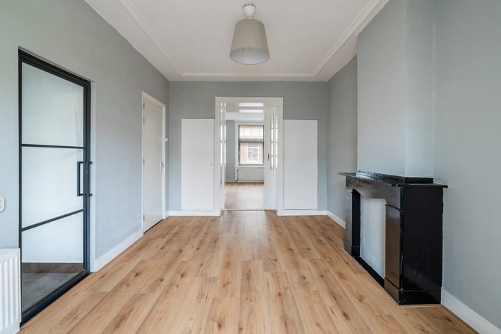 Photo 3 of Zoutmanstraat 47-D