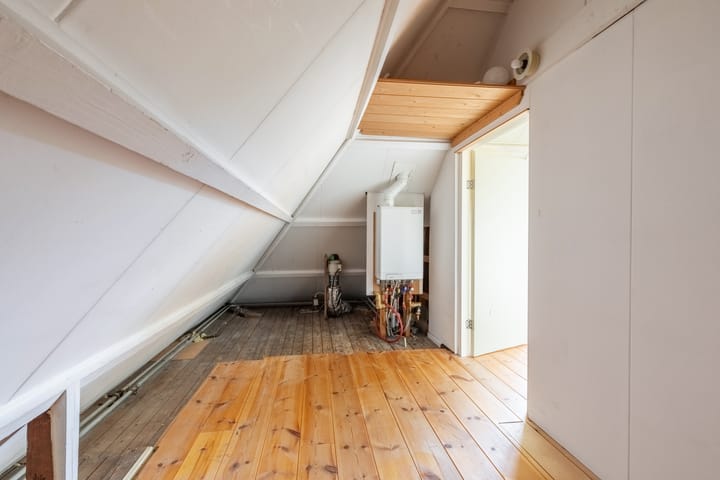 Photo 46 of Multatulilaan 64