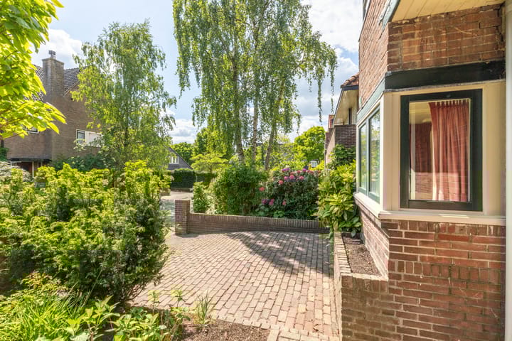 Photo 50 of Multatulilaan 64