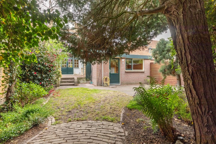 Photo 57 of Multatulilaan 64