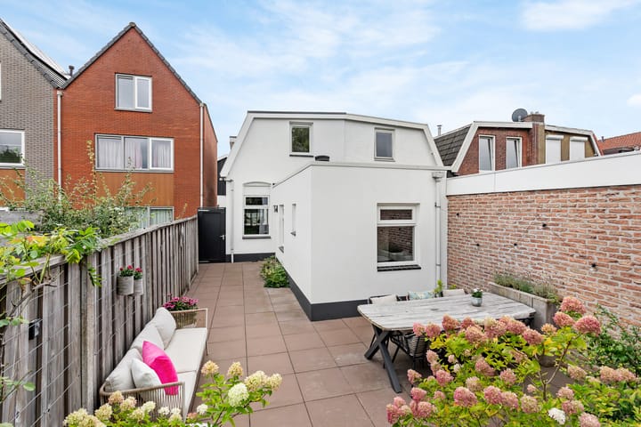 Foto 18 van Jacob van Lennepstraat 15