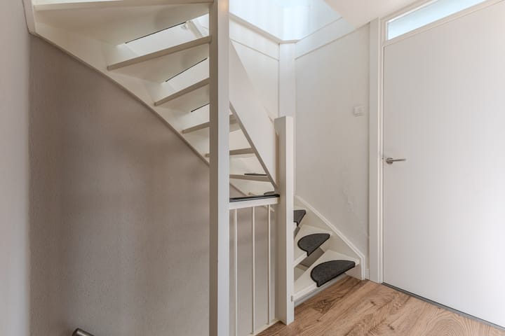 Photo 18 of Eikelaan 72