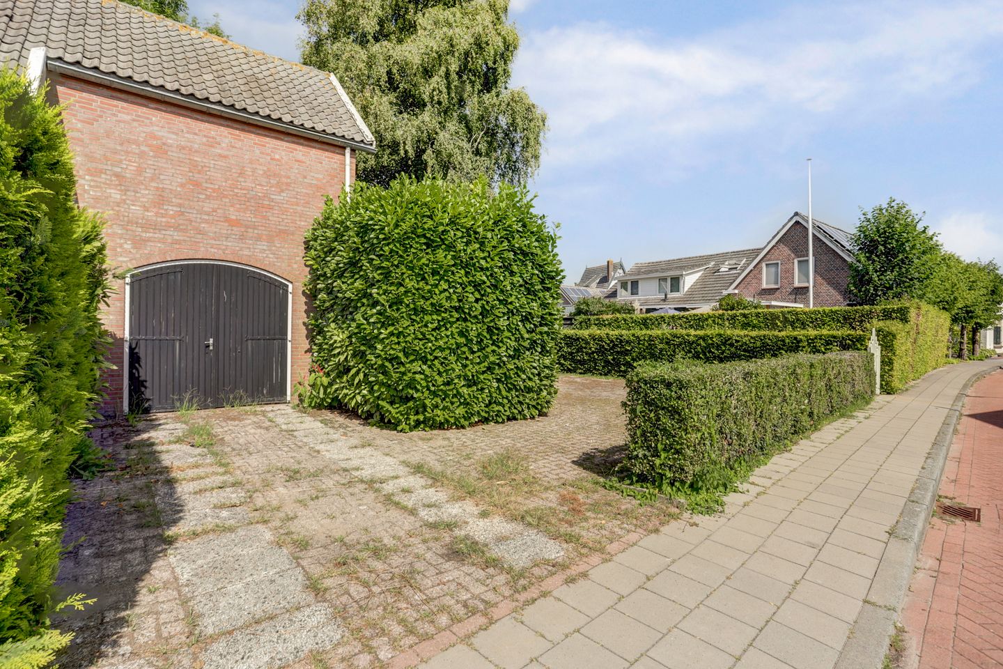 Bekijk foto 4 van Julianastraat 28