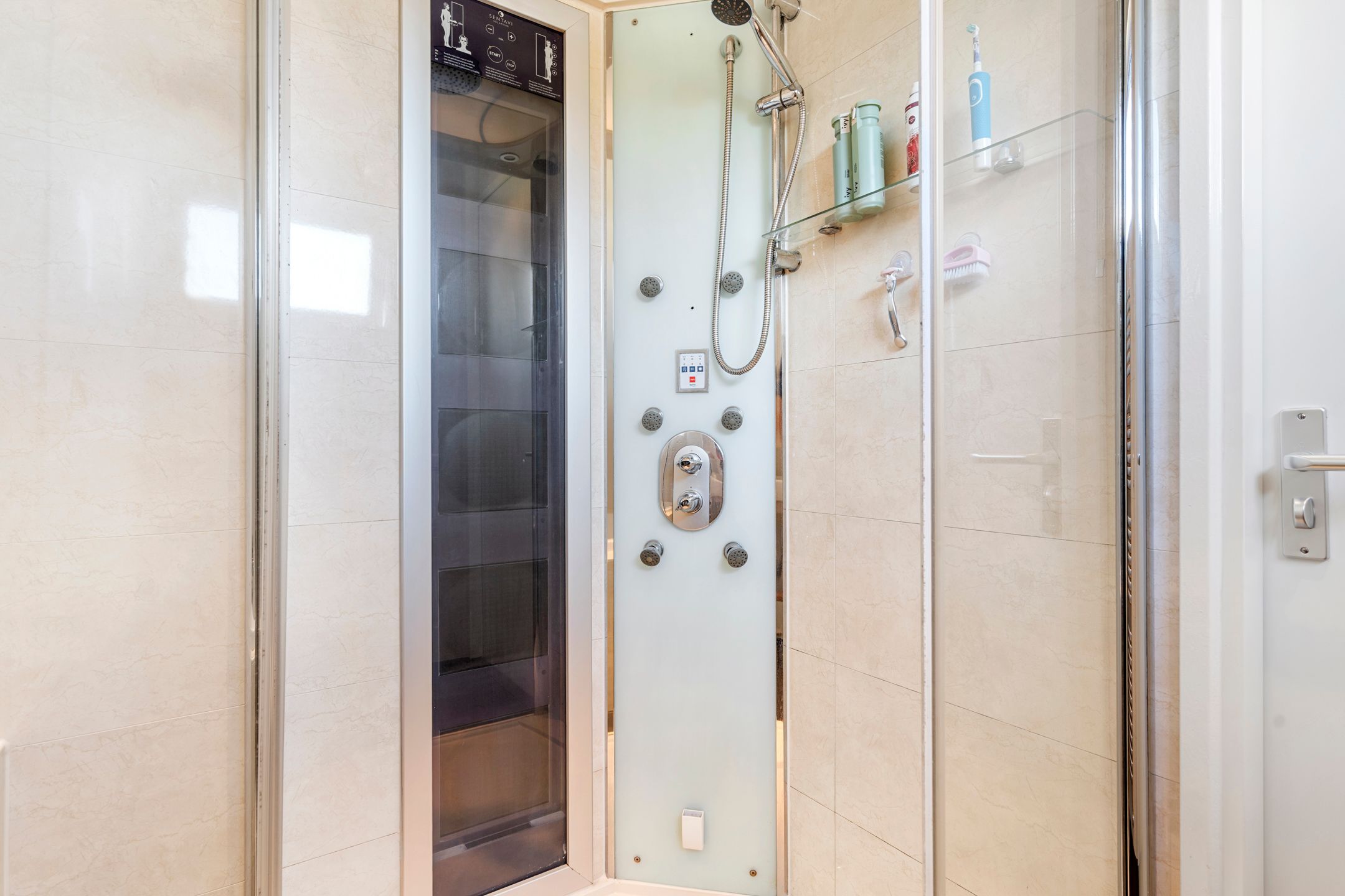 Foto 24 van Rietstraat 3