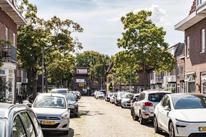 Photo 39 of Sparrenstraat 30-A