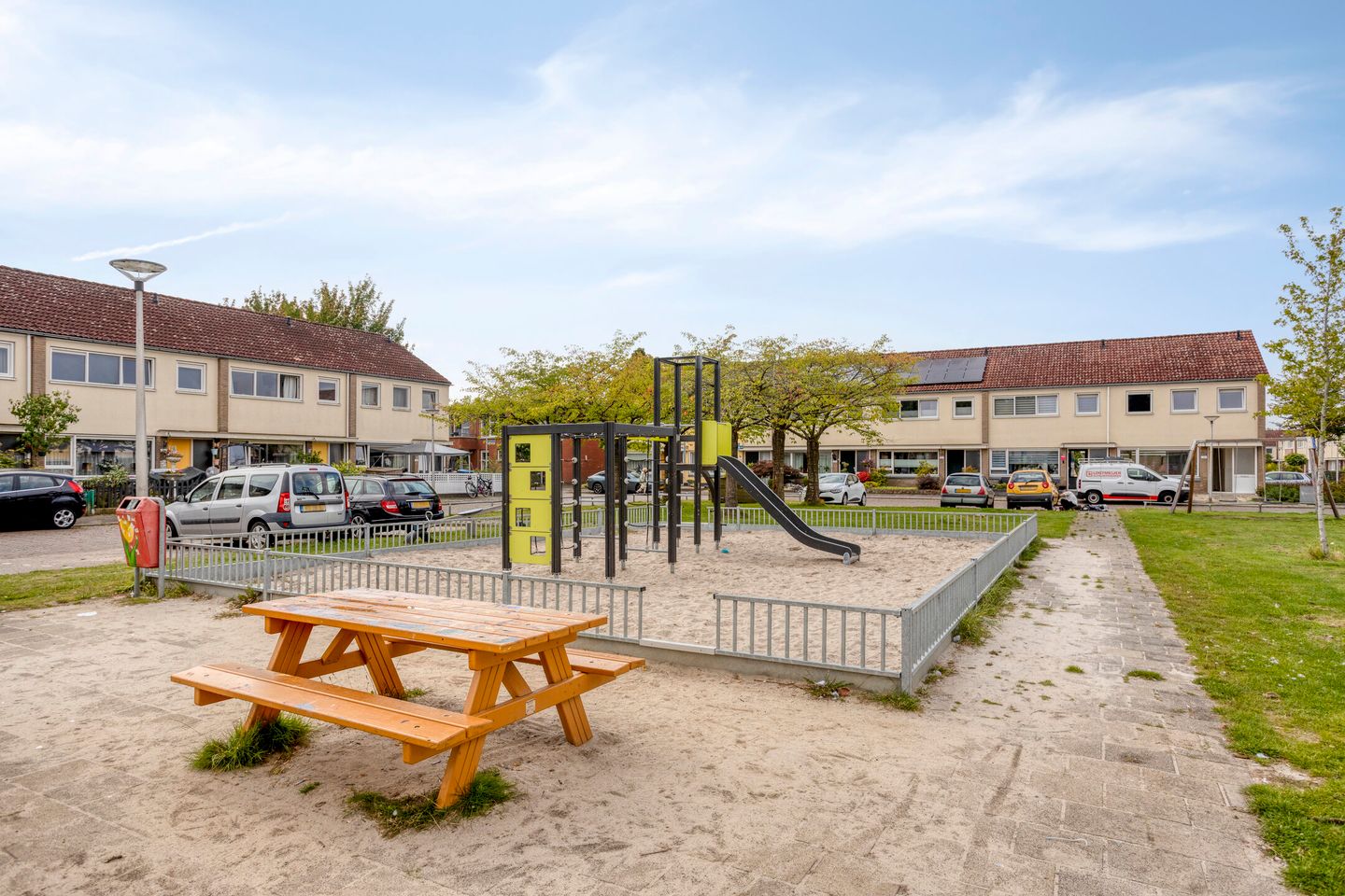 Foto 35 van Buursebrink 64