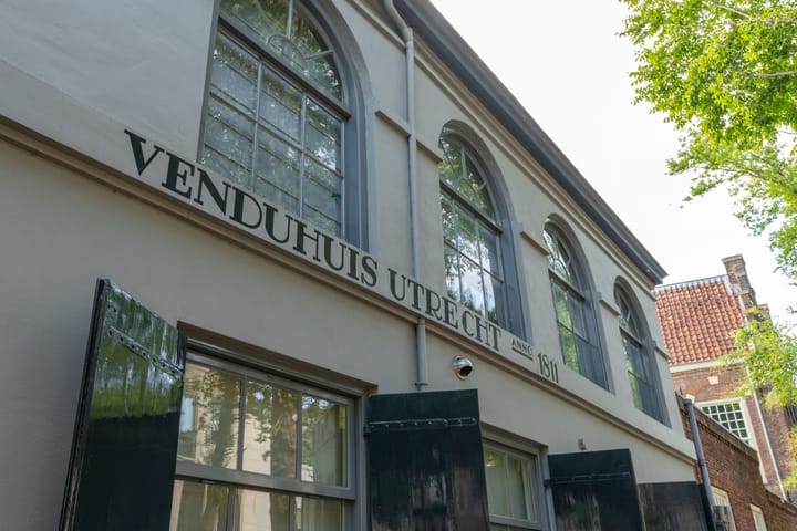 Foto 2 van Pieterskerkhof 2