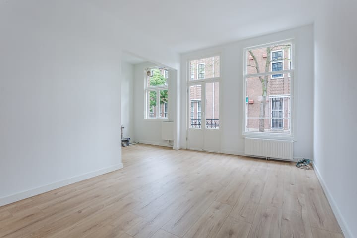 Photo 5 of Kazernestraat 24-1