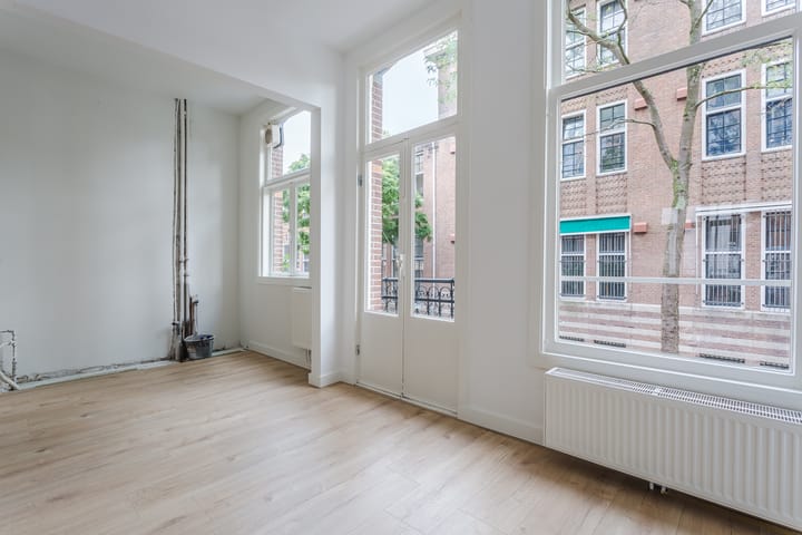 Photo 8 of Kazernestraat 24-1