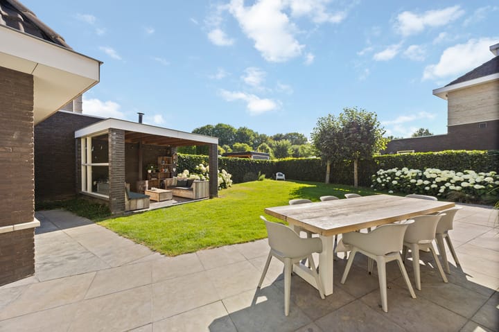 Photo 4 of Haagbeukstraat 5