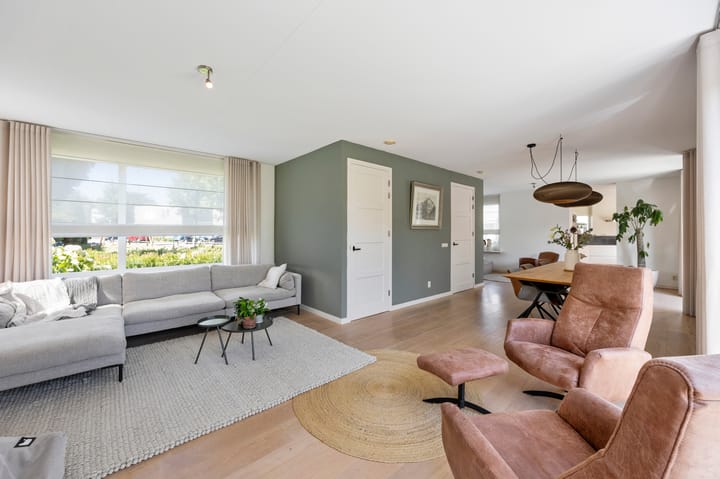 Photo 10 of Haagbeukstraat 5