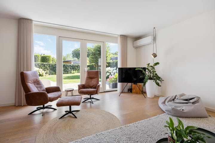 Photo 14 of Haagbeukstraat 5