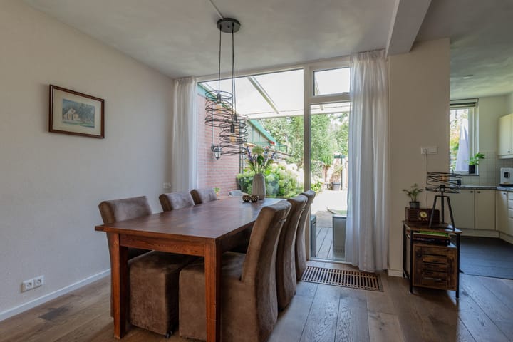 Foto 12 van Troelstraweg 8