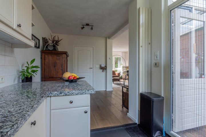 Foto 15 van Troelstraweg 8