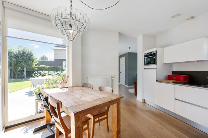 Photo 25 of Haagbeukstraat 5