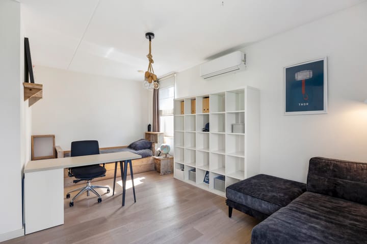 Photo 31 of Haagbeukstraat 5