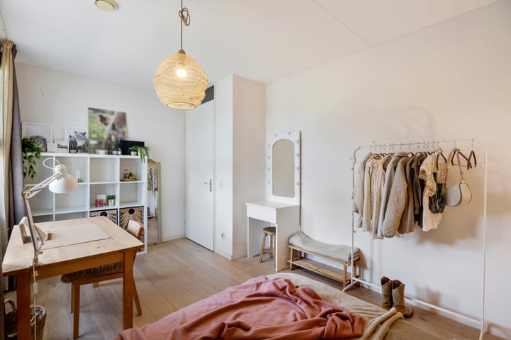 Photo 36 of Haagbeukstraat 5