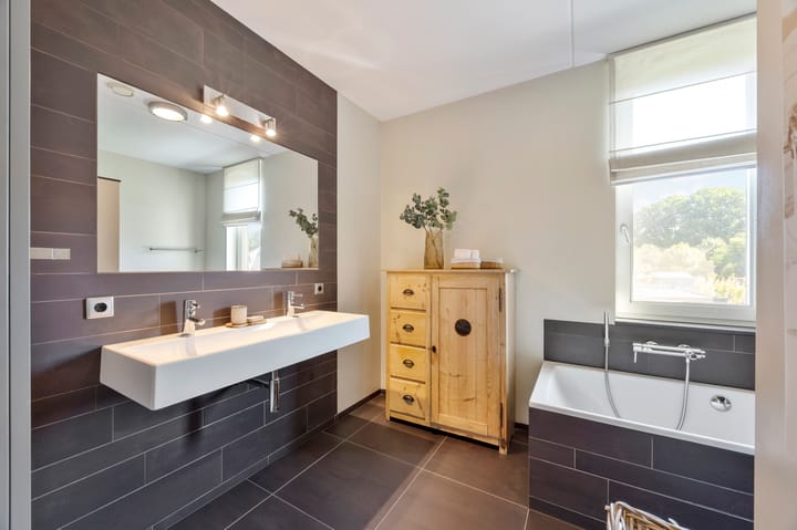 Photo 38 of Haagbeukstraat 5