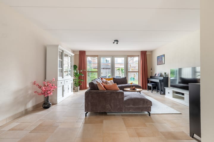 Foto 14 van Aan de Kromme Sloot 54