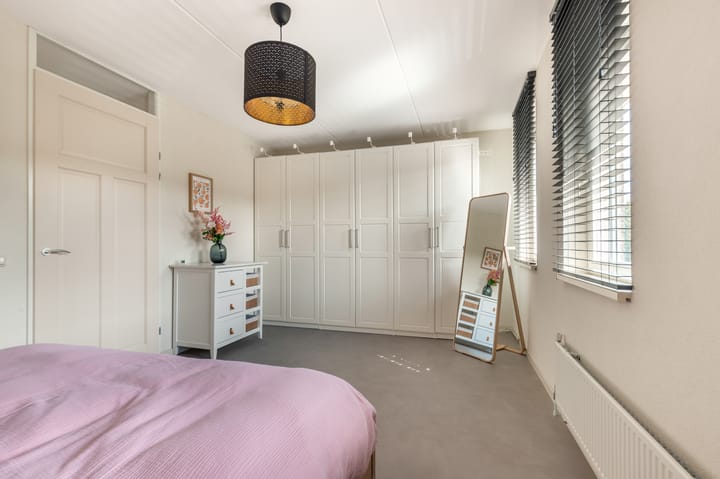 Foto 23 van Aan de Kromme Sloot 54