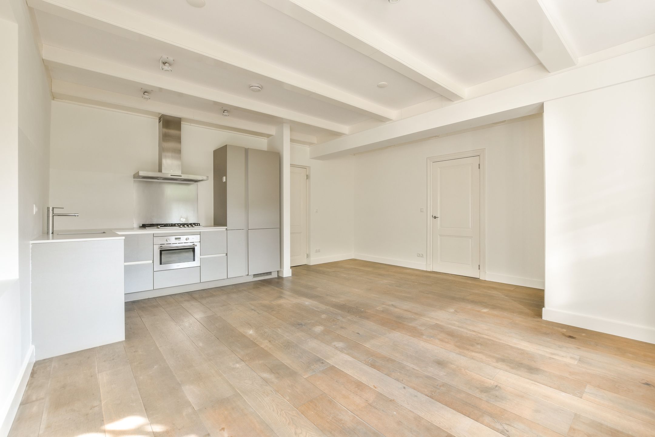 Photo 6 of Vierwindendwarsstraat 17