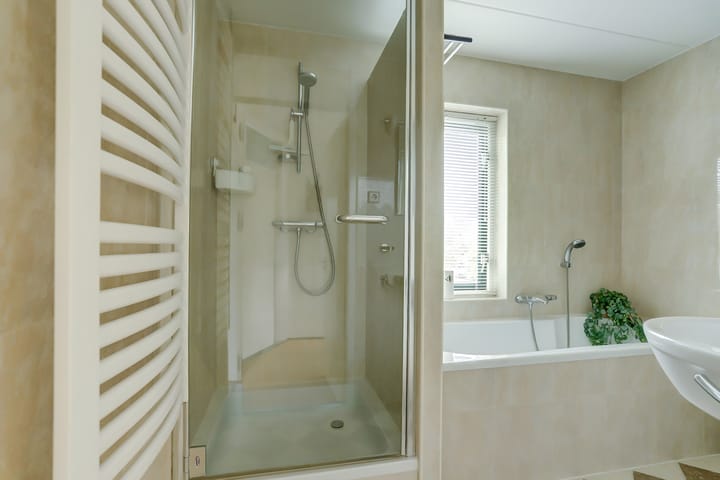 Foto 17 van Kastanjelaan 2