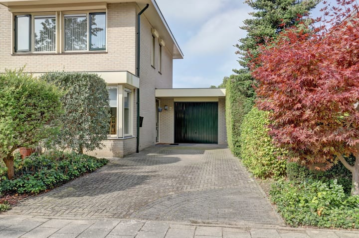 Foto 34 van Kastanjelaan 2