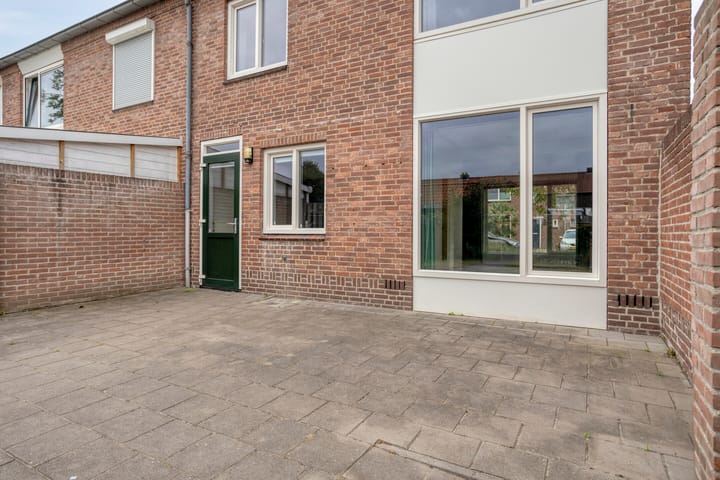 Photo 2 of Kapelaan H.G.M. Koopmansstraat 23