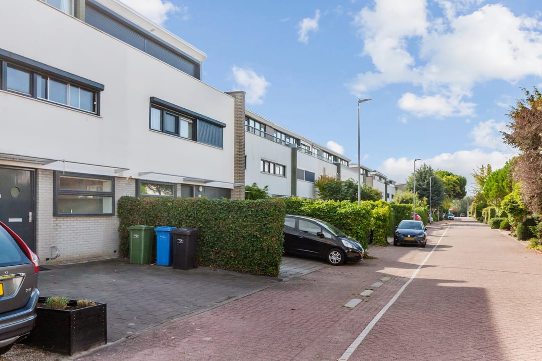 Photo 2 of Willem Hioolenstraat 41