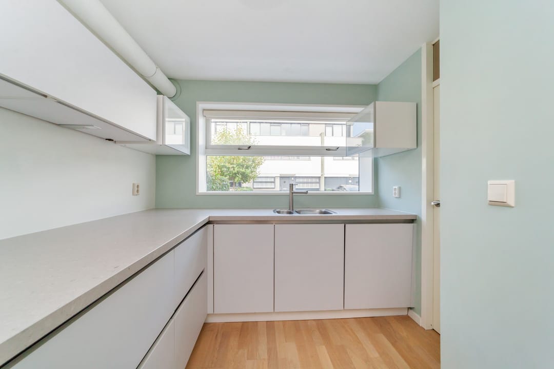 Photo 17 of Willem Hioolenstraat 41