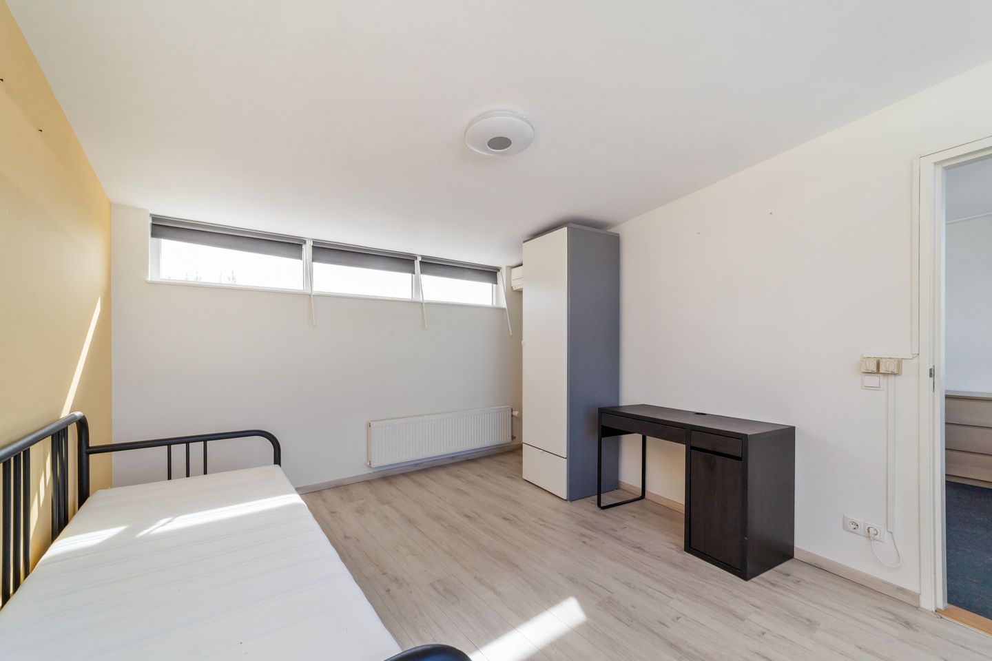 Photo 35 of Willem Hioolenstraat 41